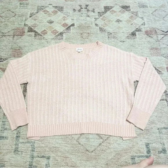 Le Lis• PINK + WHITE OPEN BACK SWEATER size small - Picture 9 of 15